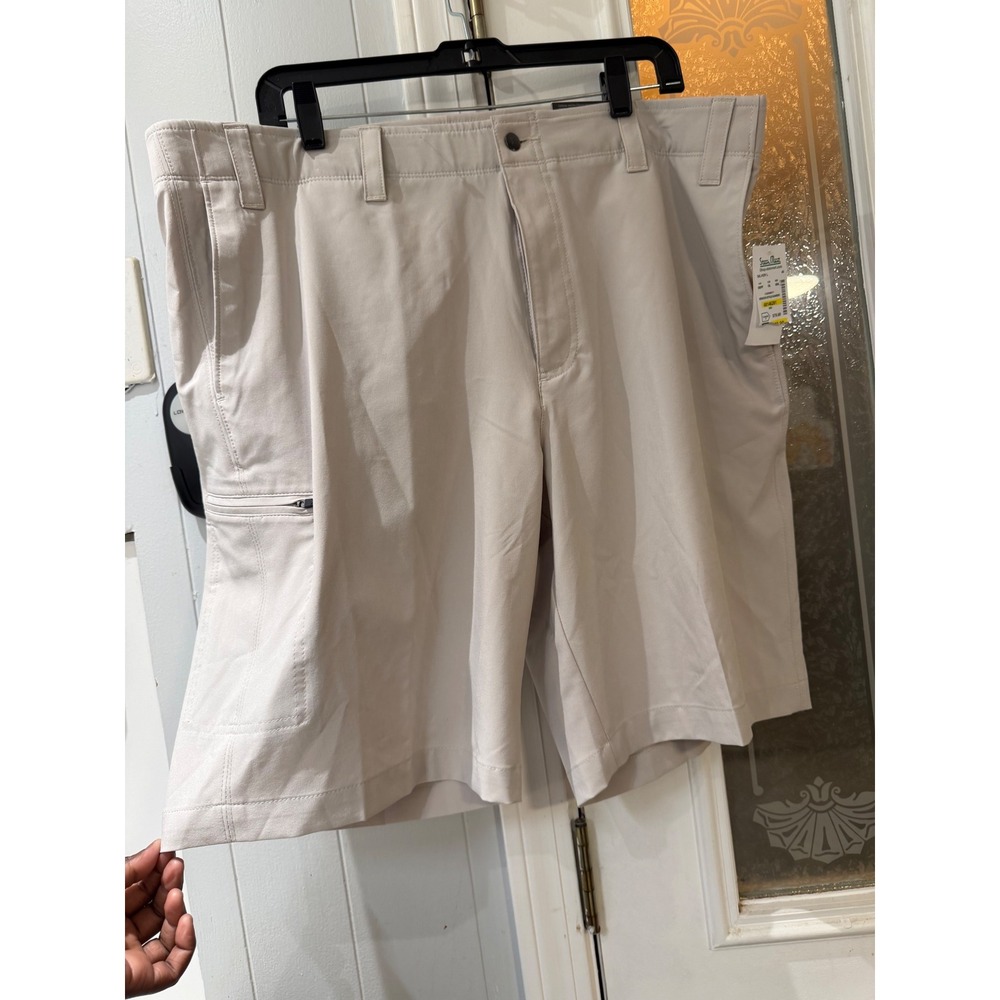 Callaway Mens Opti-Stretch Golf Shorts Beige W40 Cargo Pocket UPF 50 NEW